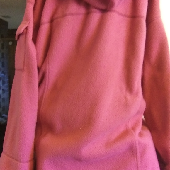 Large Long Fuzzy Mauve Jacket - Picture 6 of 6